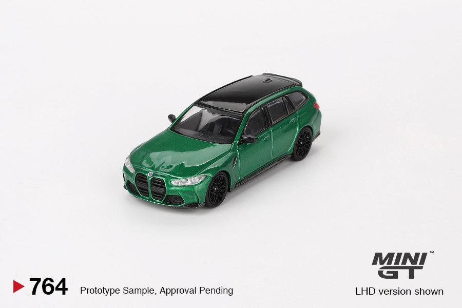 ** Preorder** Mini GT 1:64 BMW M3 Competition Touring Verde Metalizado - Car World