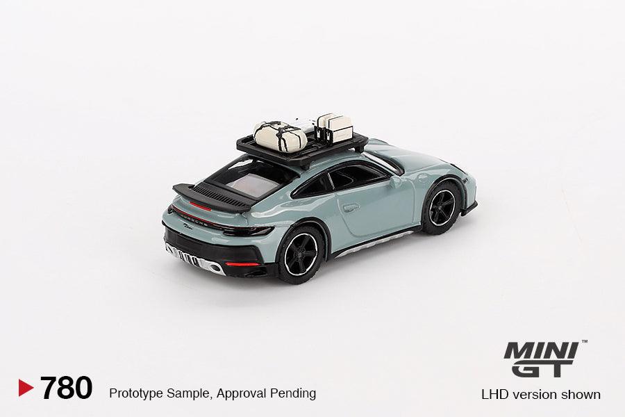 Mini GT 1:64 Porsche 911 Dakar Verde Sombra Metálico - Car World