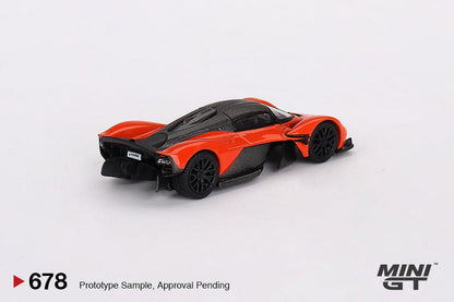 MINI GT 1:64 Aston Martin Valkyrie Máximo Naranja - Car World