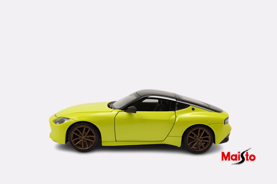 Maisto 1:24 2023 Nissan Z Amarillo - Car World