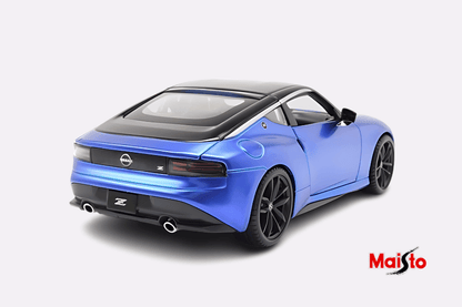 Maisto 1:24 2023 Nissan Z Azul - Car World