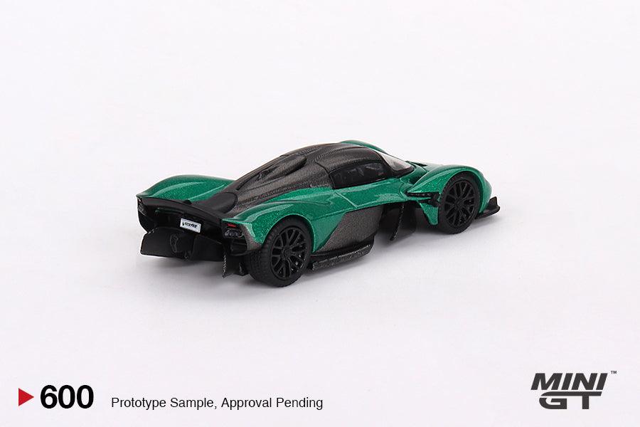 MINI GT 1:64 Aston Martin Valkyrie Aston Martin Racing Verde - Car World