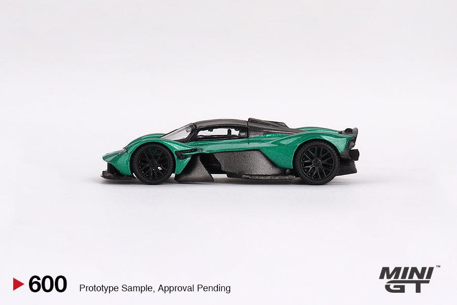 MINI GT 1:64 Aston Martin Valkyrie Aston Martin Racing Verde - Car World
