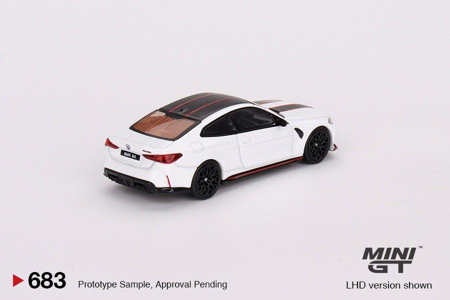 ** Preorder* Mini GT 1:64 BMW M4 CSL Blanco Alpino BMW M4 CSL Blanco Alpino - Car World